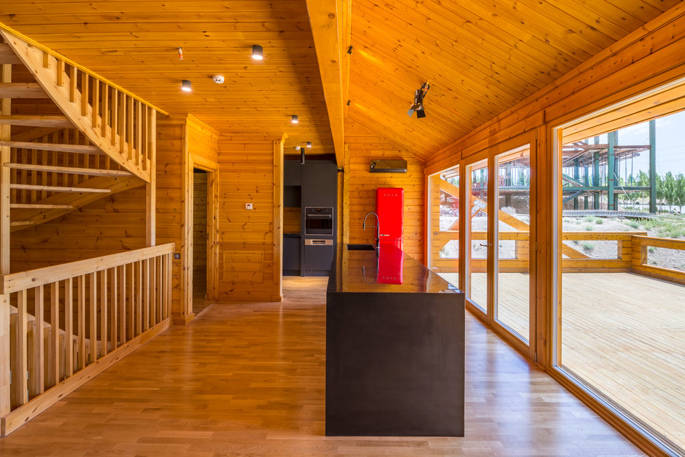 Photo: Parham Taghioff