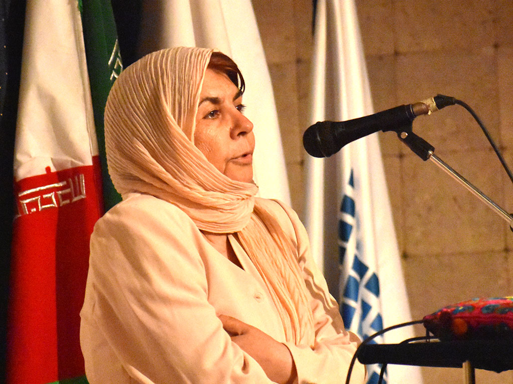 گیتی اعتماد