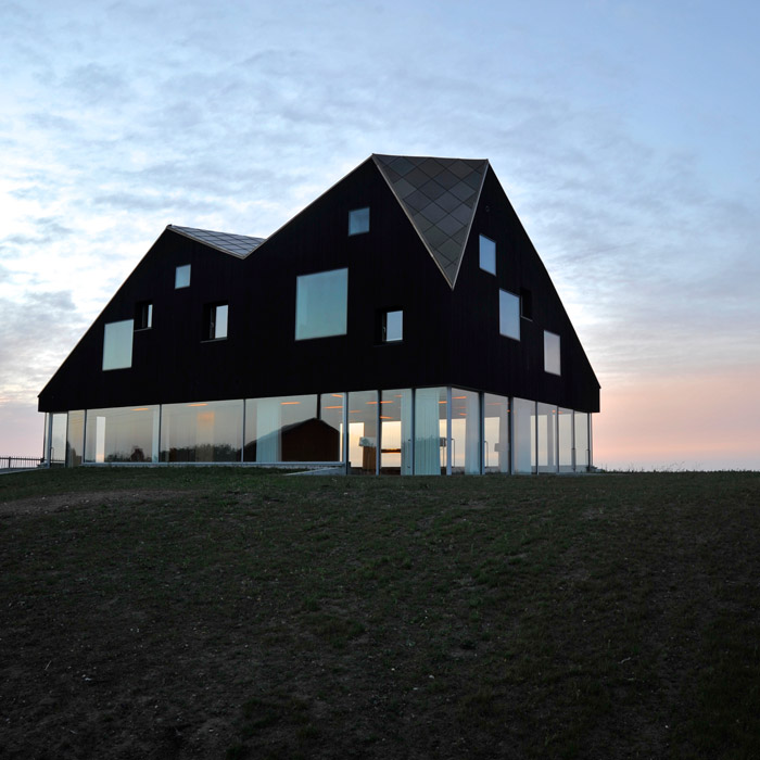 Dune House, Jarmund