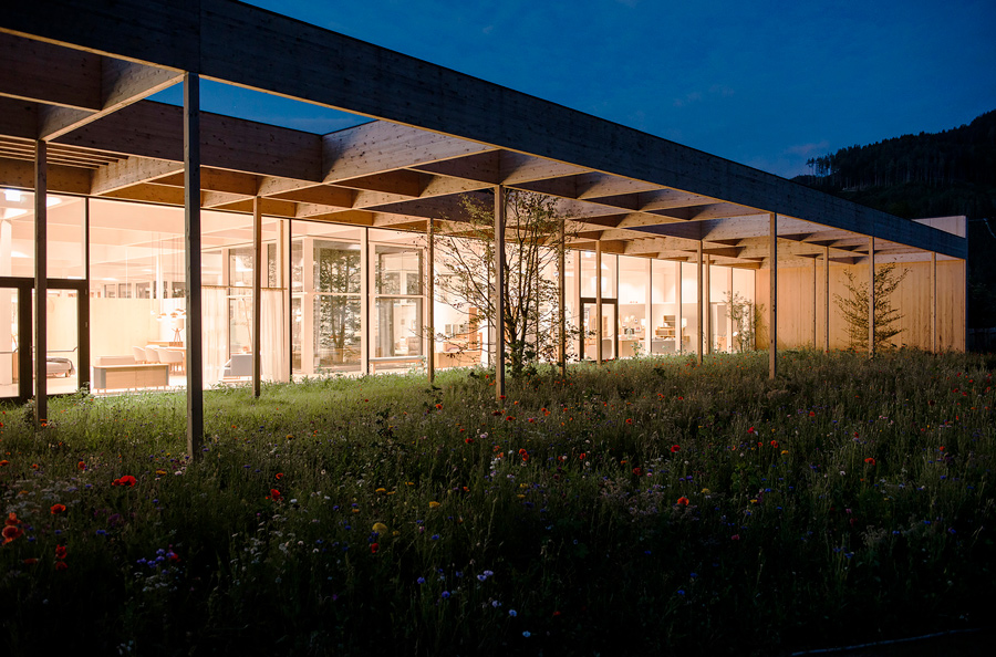 Gruene Erde Breathing Headquarters 